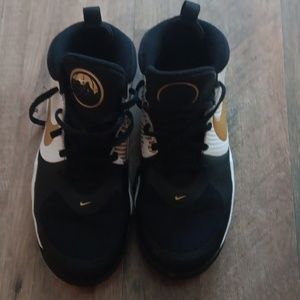 Nike shoes size 6.5